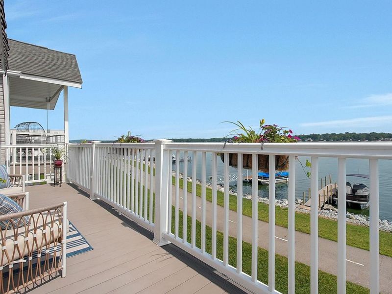 48 Rosebraugh Circle E, Buckeye Lake, OH 43008 Photo 6