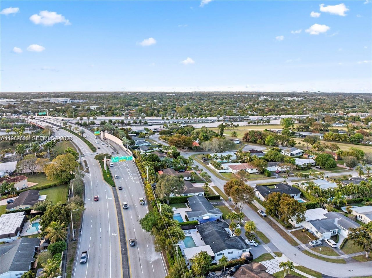 10330 SW 103rd Ct , Miami, FL 33176 Photo