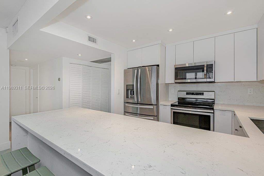 Please Call For Address, Unit 505, Miami Beach, FL 33139 Photo