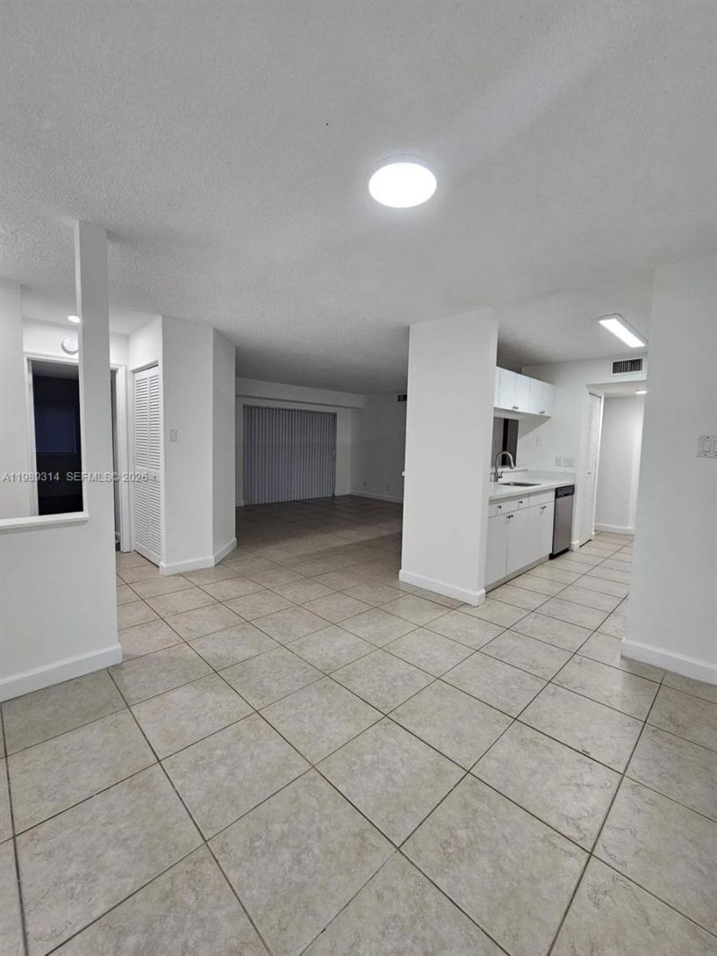 15771 SW 106th Ter , Unit 204, Miami, FL 33196 Photo