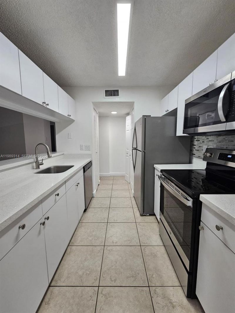 15771 SW 106th Ter , Unit 204, Miami, FL 33196 Photo