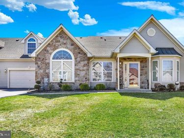 240 SHADY BROOK DRIVE, Unit 270, LANGHORNE, PA 19047