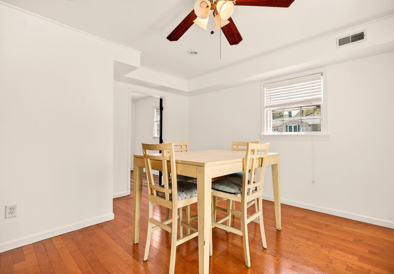 8364 Delhi Road Photo 37