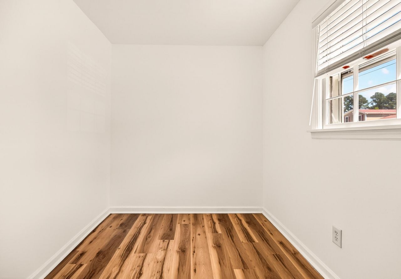 8364 Delhi Road Photo 39