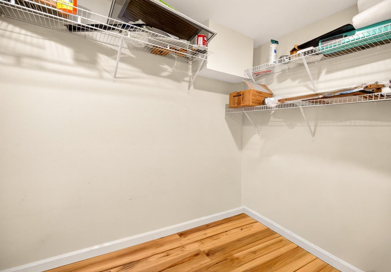 8364 Delhi Road Photo 42