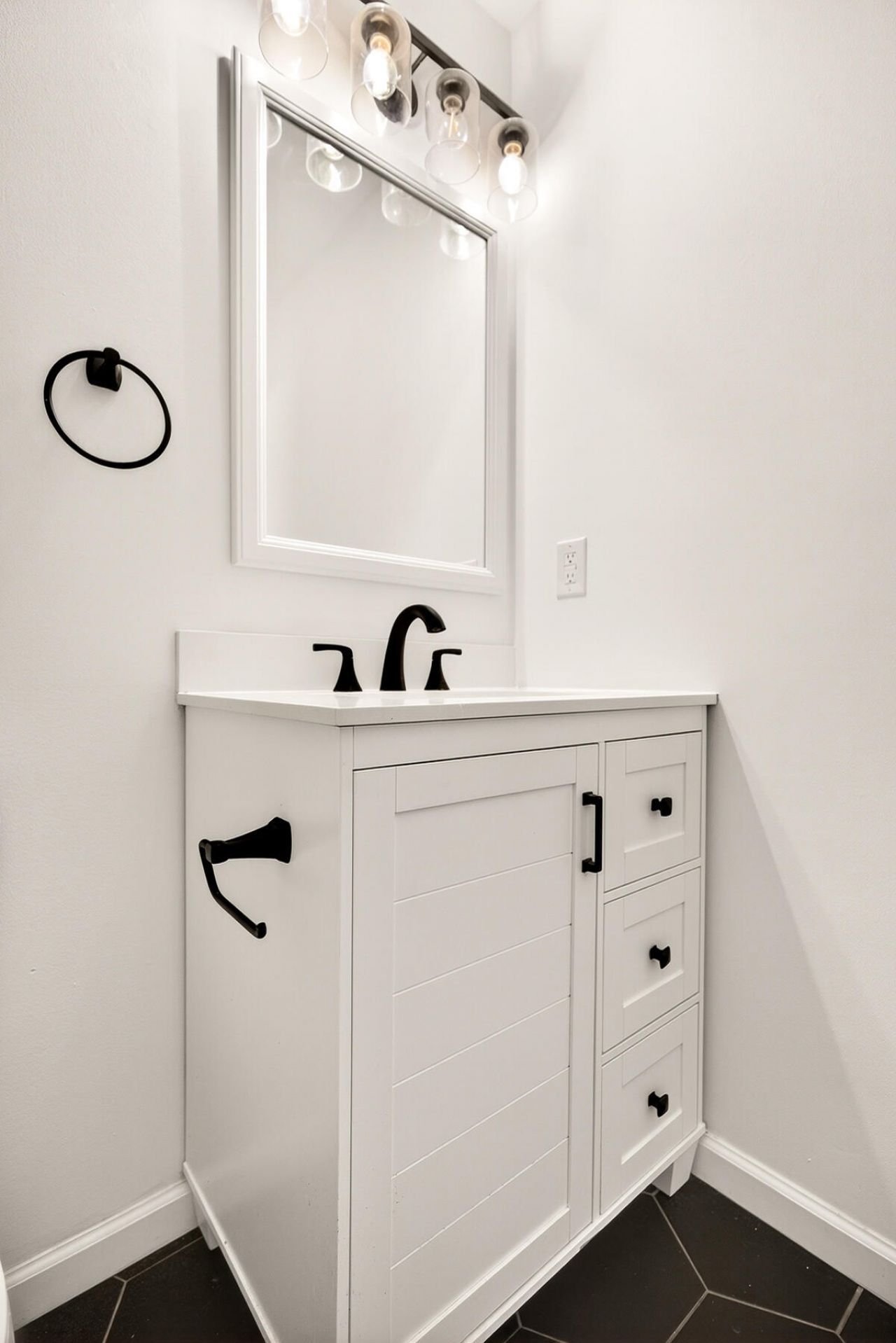 8364 Delhi Road Photo 53