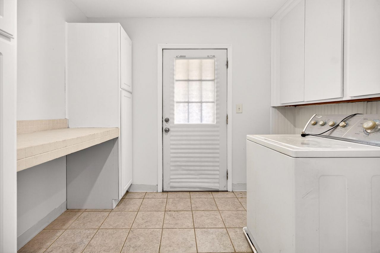 8364 Delhi Road Photo 55