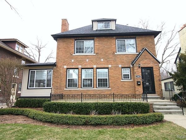1383 Bishop Road, Grosse Pointe Park, MI 48230