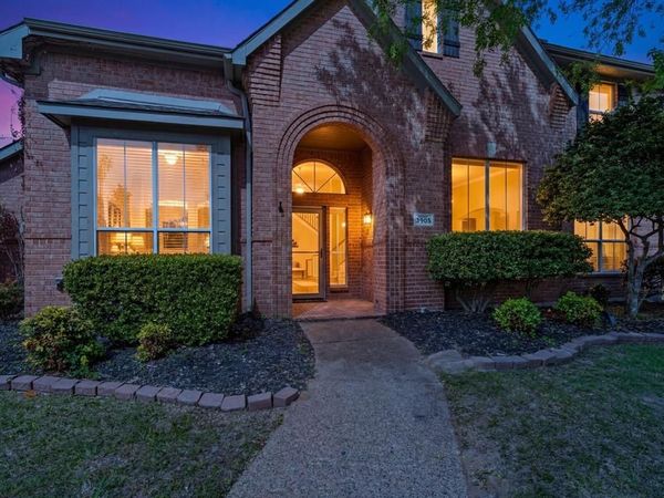 3905 Lakeside Drive, Rowlett, TX 75088