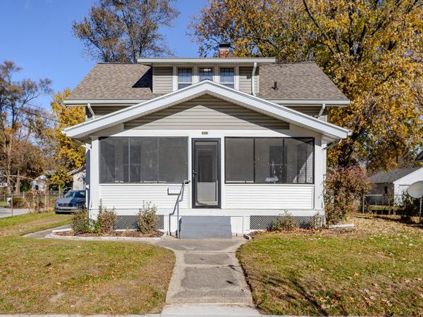 307 Ridgewood Street SE, Grand Rapids, MI 49548