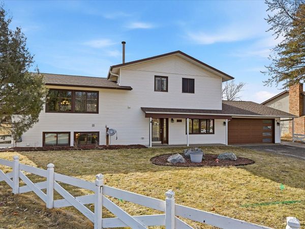 8101 Idaho Avenue N, Brooklyn Park, MN 55445