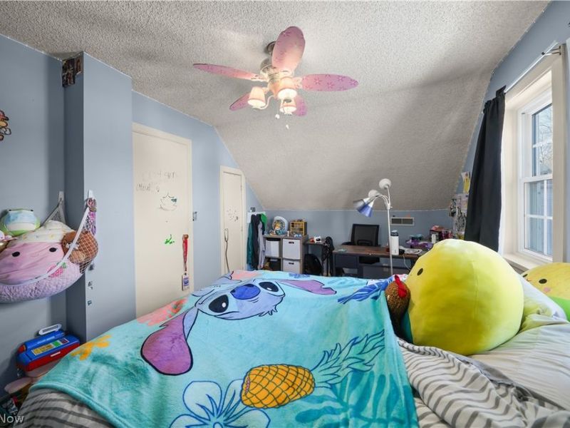 2452 Clara Street, Cuyahoga Falls, OH 44221 Photo 15