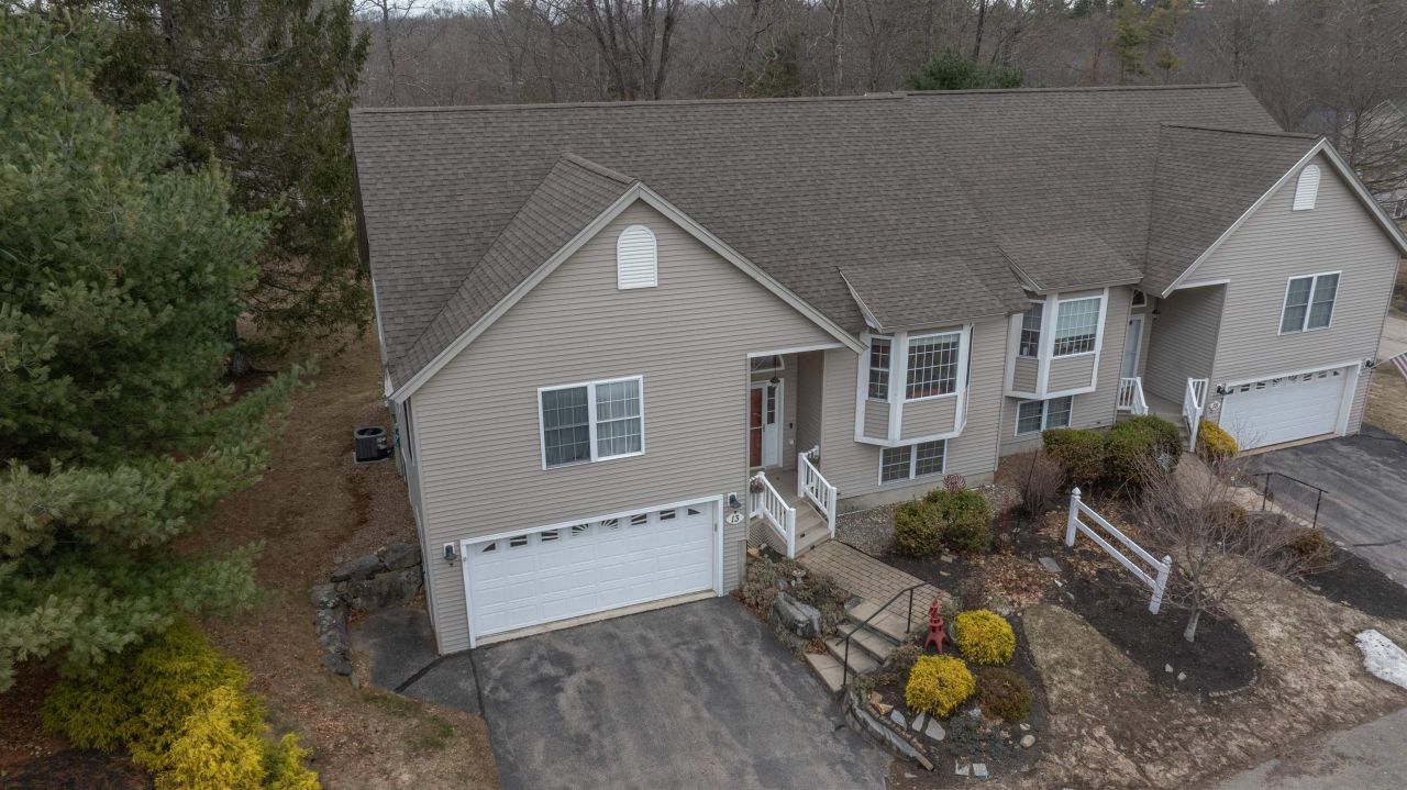 13 Cricket Hill Road, East Kingston, NH 03827 Main Photo