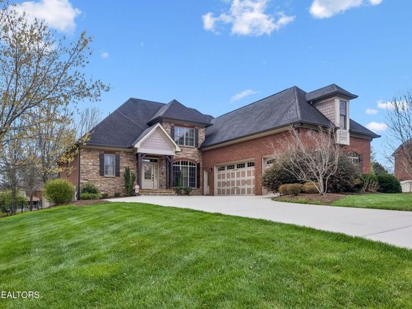 9009 Farrell Park Lane, Knoxville, TN 37922