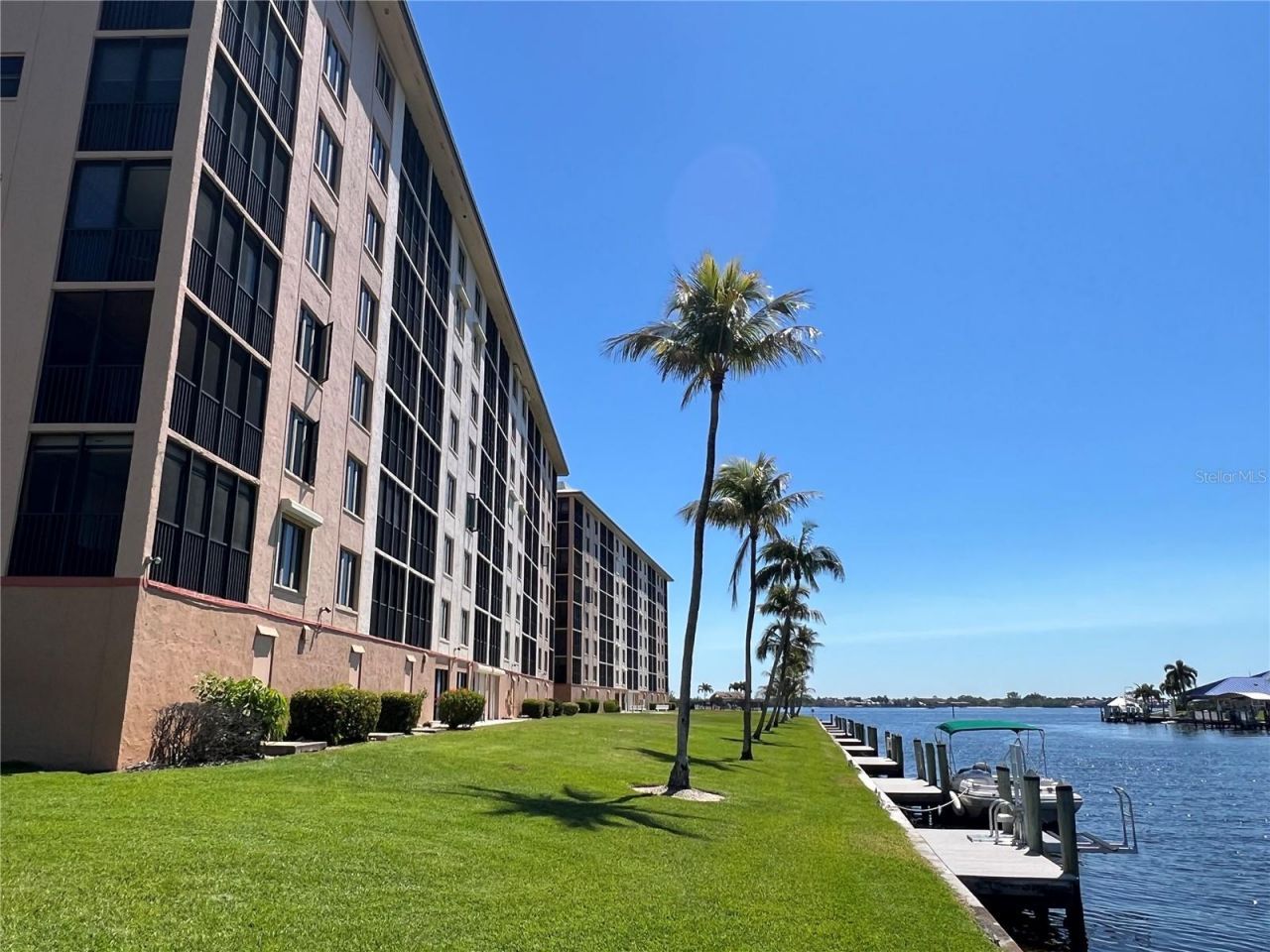 4260 SE 20th Place , Unit 801, Cape Coral, FL 33904 Photo