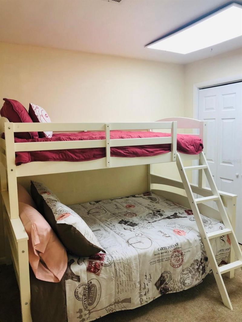 2112 SE East Dunbrooke Cir , Port Saint Lucie, FL 34952 Photo