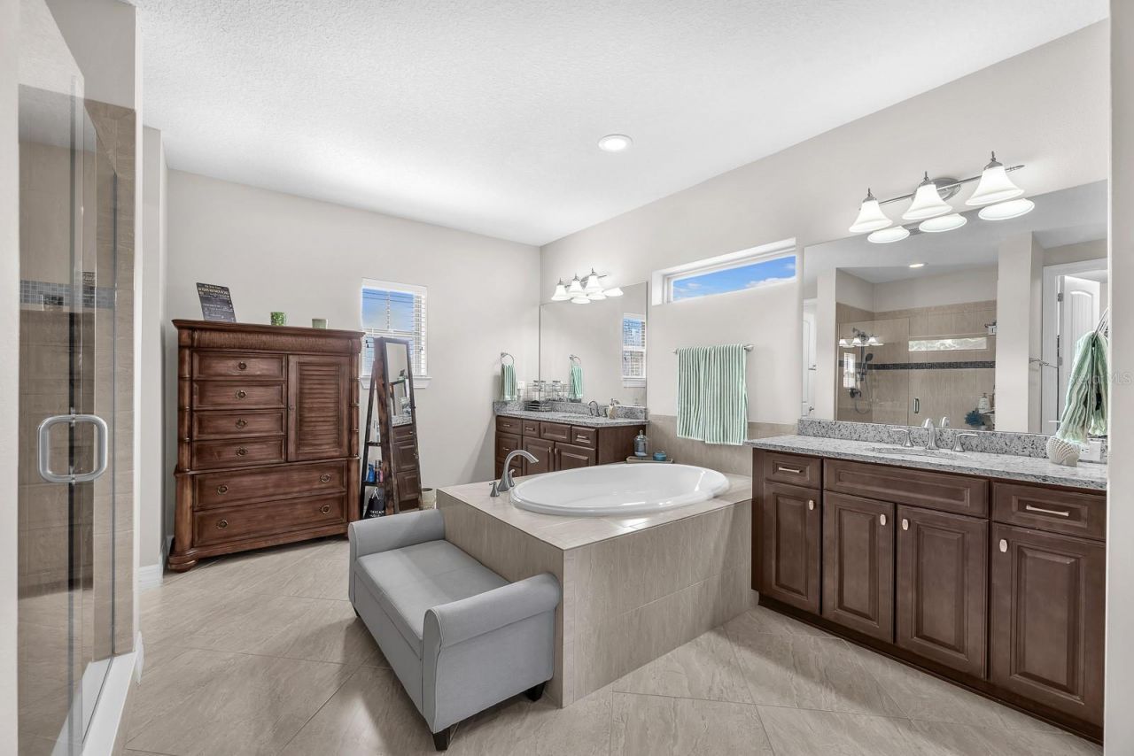 10407 Tree Skylark Place , Riverview, FL 33569 Photo