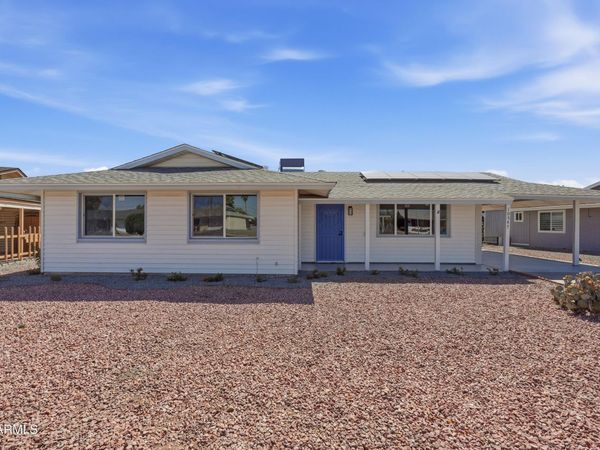 10547 W Sun City Boulevard, Sun City, AZ 85351