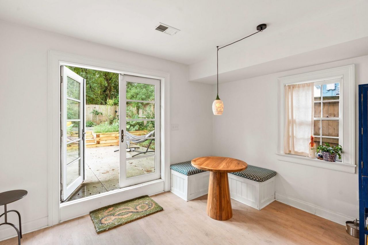 19 Gordon Street Photo 21