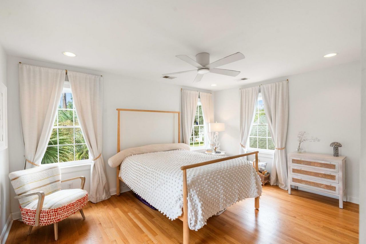 19 Gordon Street Photo 26