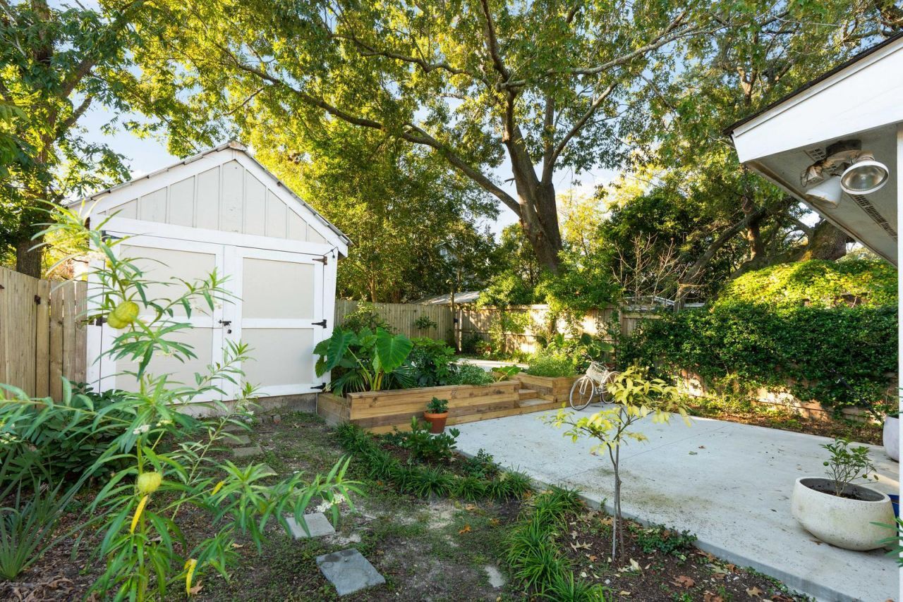 19 Gordon Street Photo 38