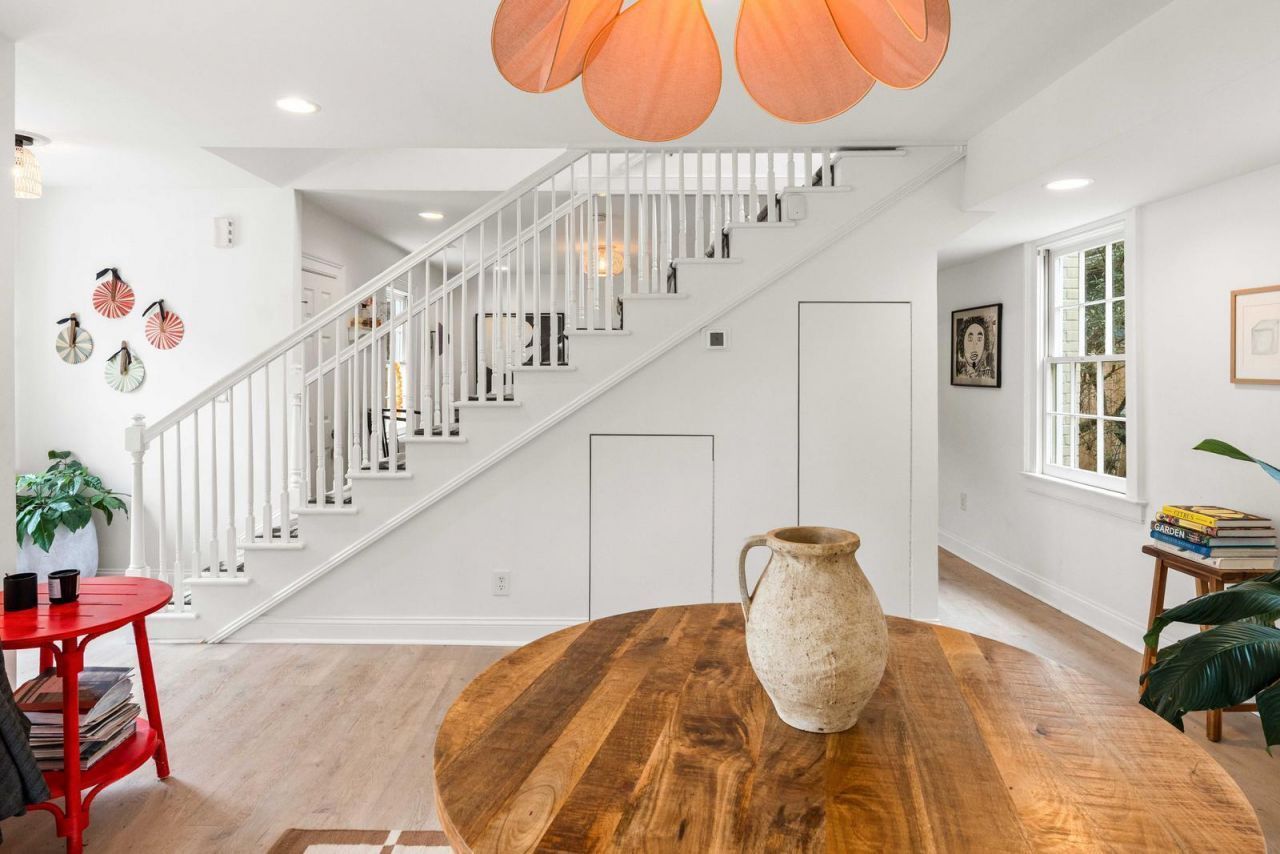 19 Gordon Street Photo 6