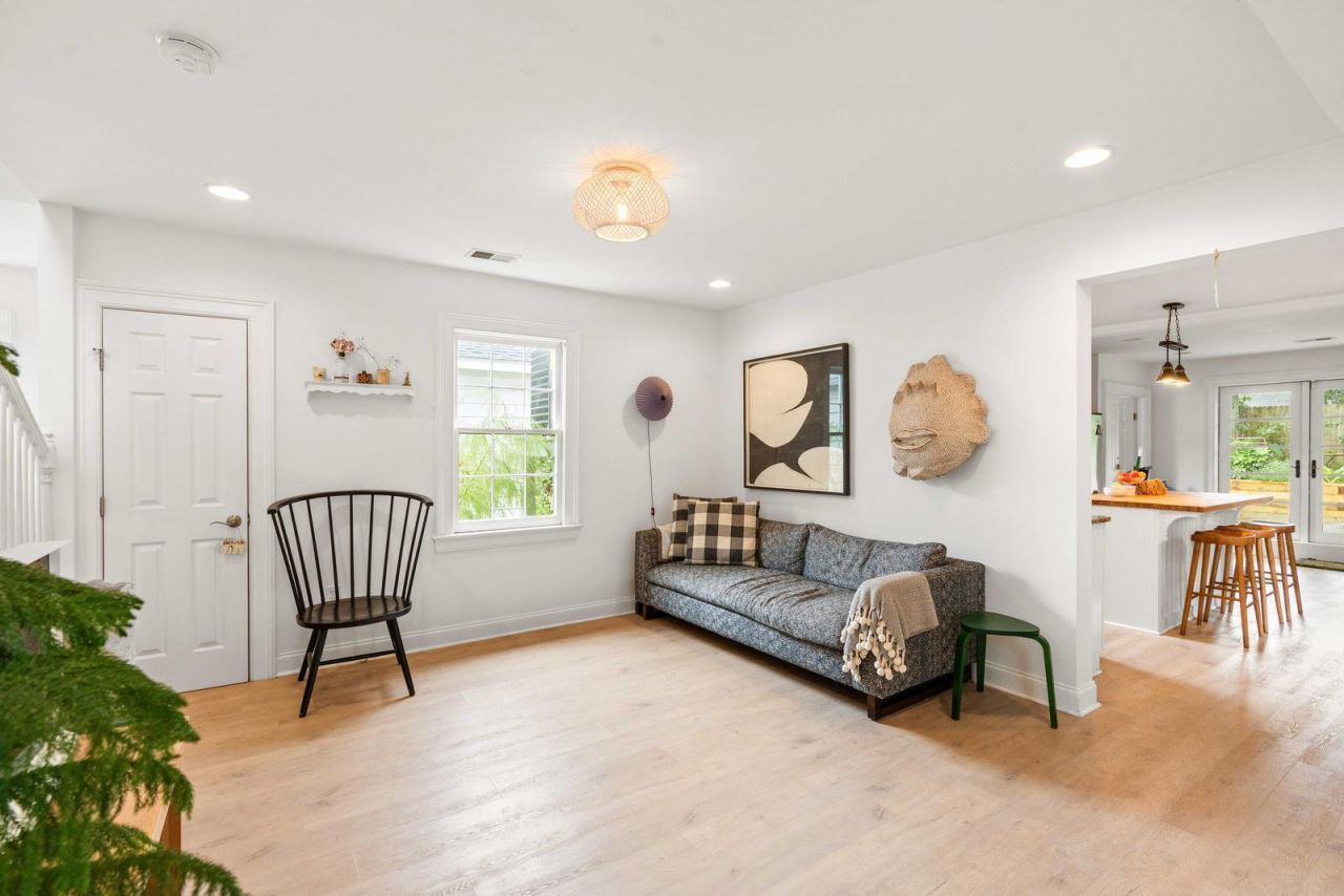 19 Gordon Street Photo 8