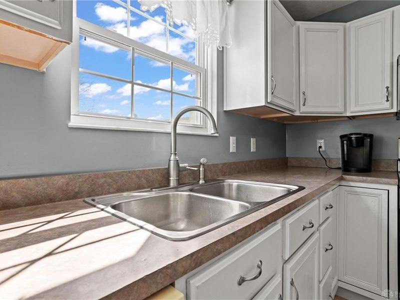 413 Deerwood Drive, Piqua, OH 45356 Photo 28