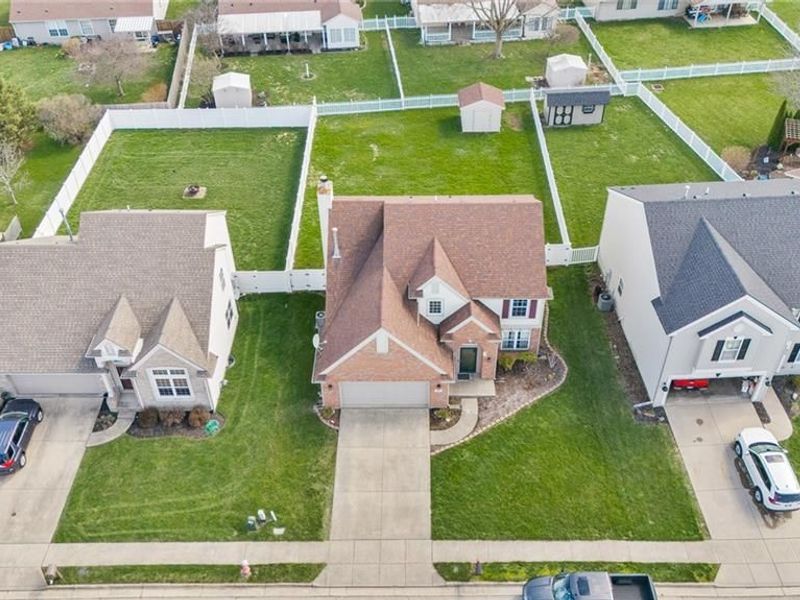 413 Deerwood Drive, Piqua, OH 45356 Photo 6