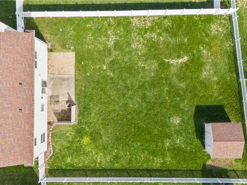 413 Deerwood Drive, Piqua, OH 45356 Photo 8