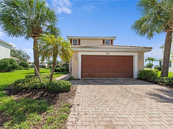 2537 Deerfield Lake CT, CAPE CORAL, FL 33909