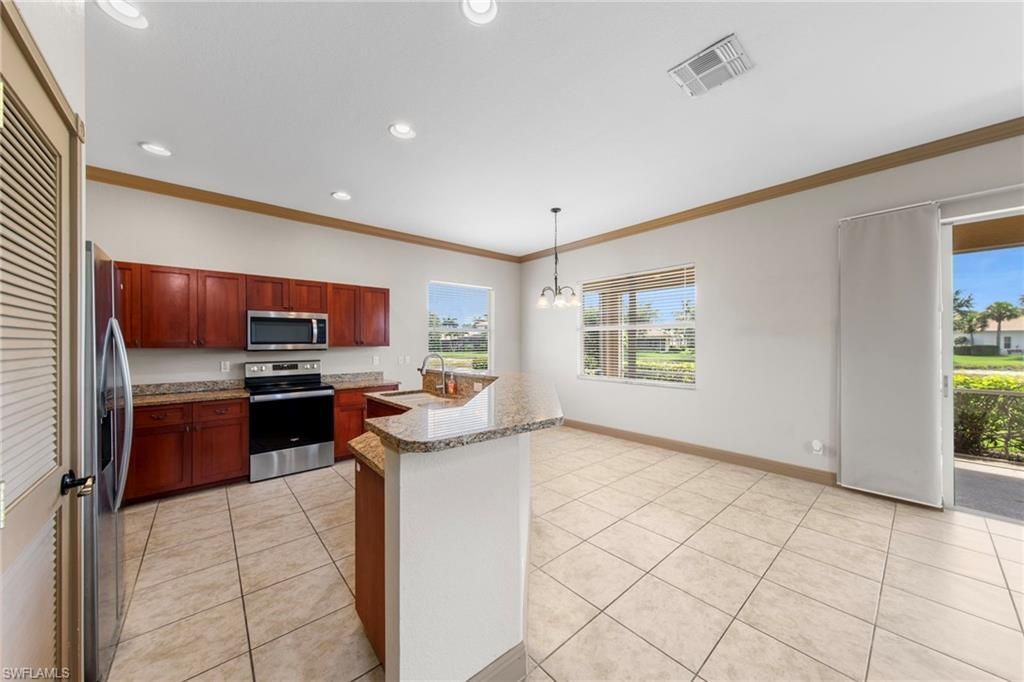 2537 Deerfield Lake Ct, Cape Coral, FL 33909 Photo