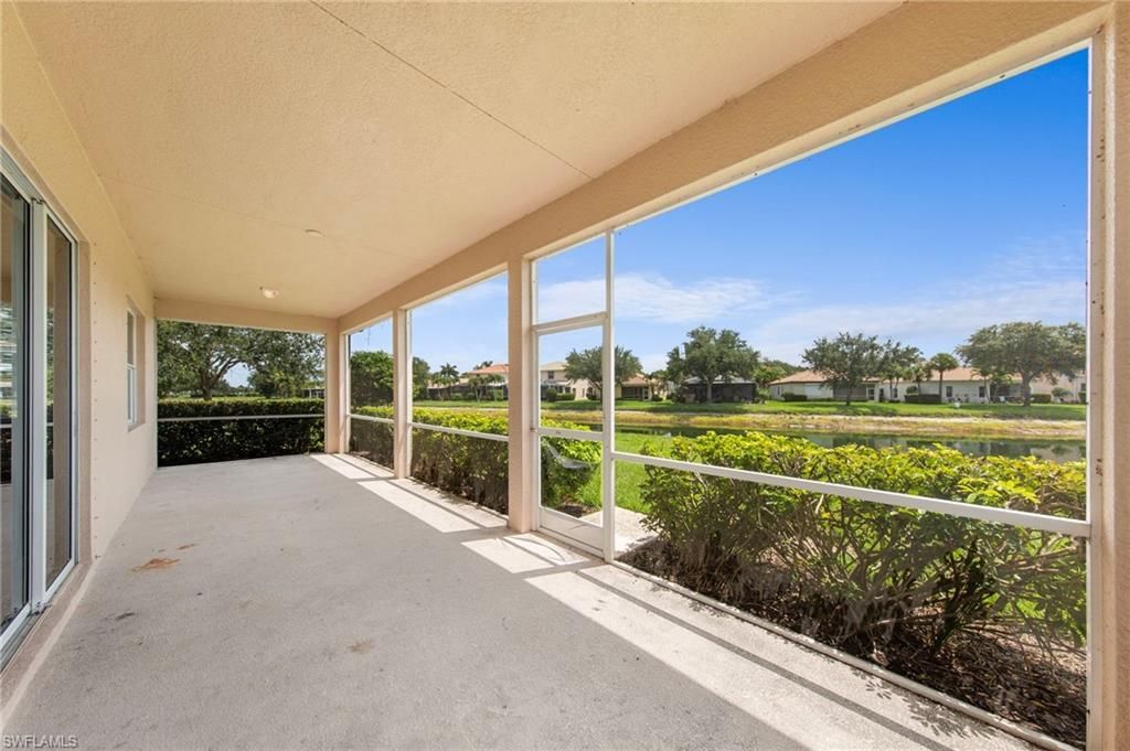 2537 Deerfield Lake Ct, Cape Coral, FL 33909 Photo