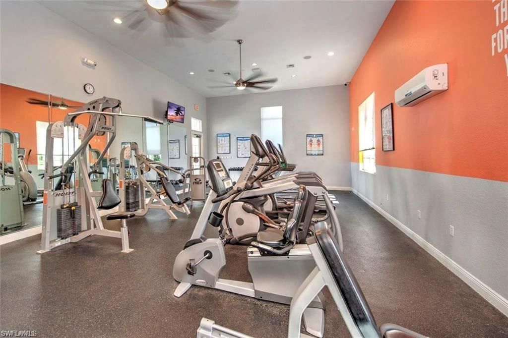 2537 Deerfield Lake Ct, Cape Coral, FL 33909 Photo