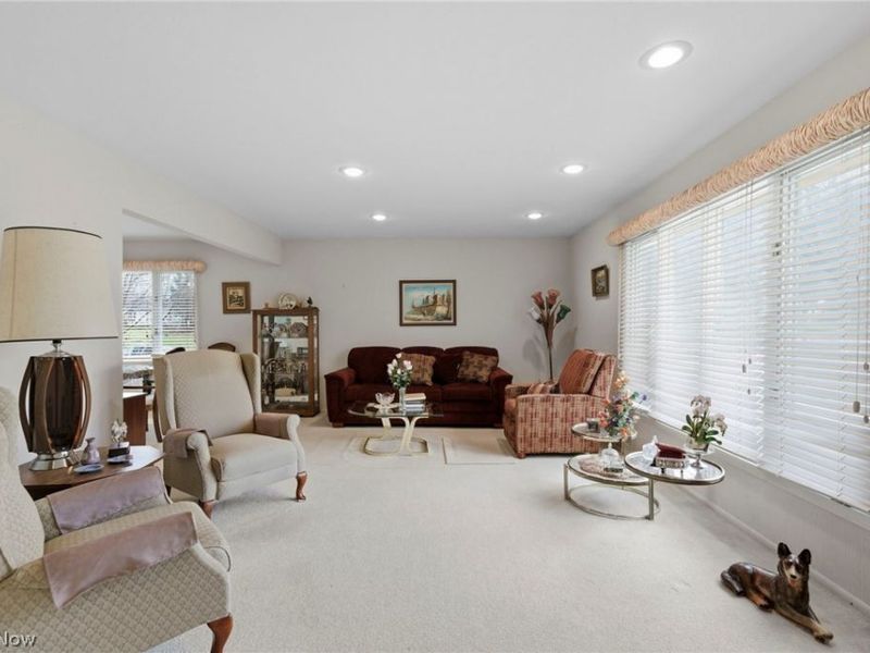 2619 S Green Road, Beachwood, OH 44122 Photo 4