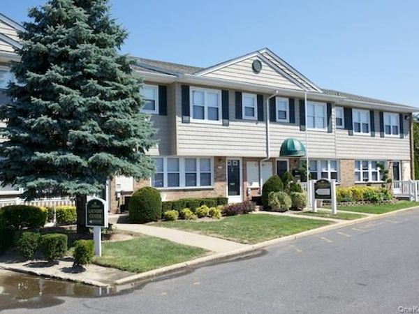 1355 Roanoke Avenue , Unit 6Q, Riverhead, NY 11901