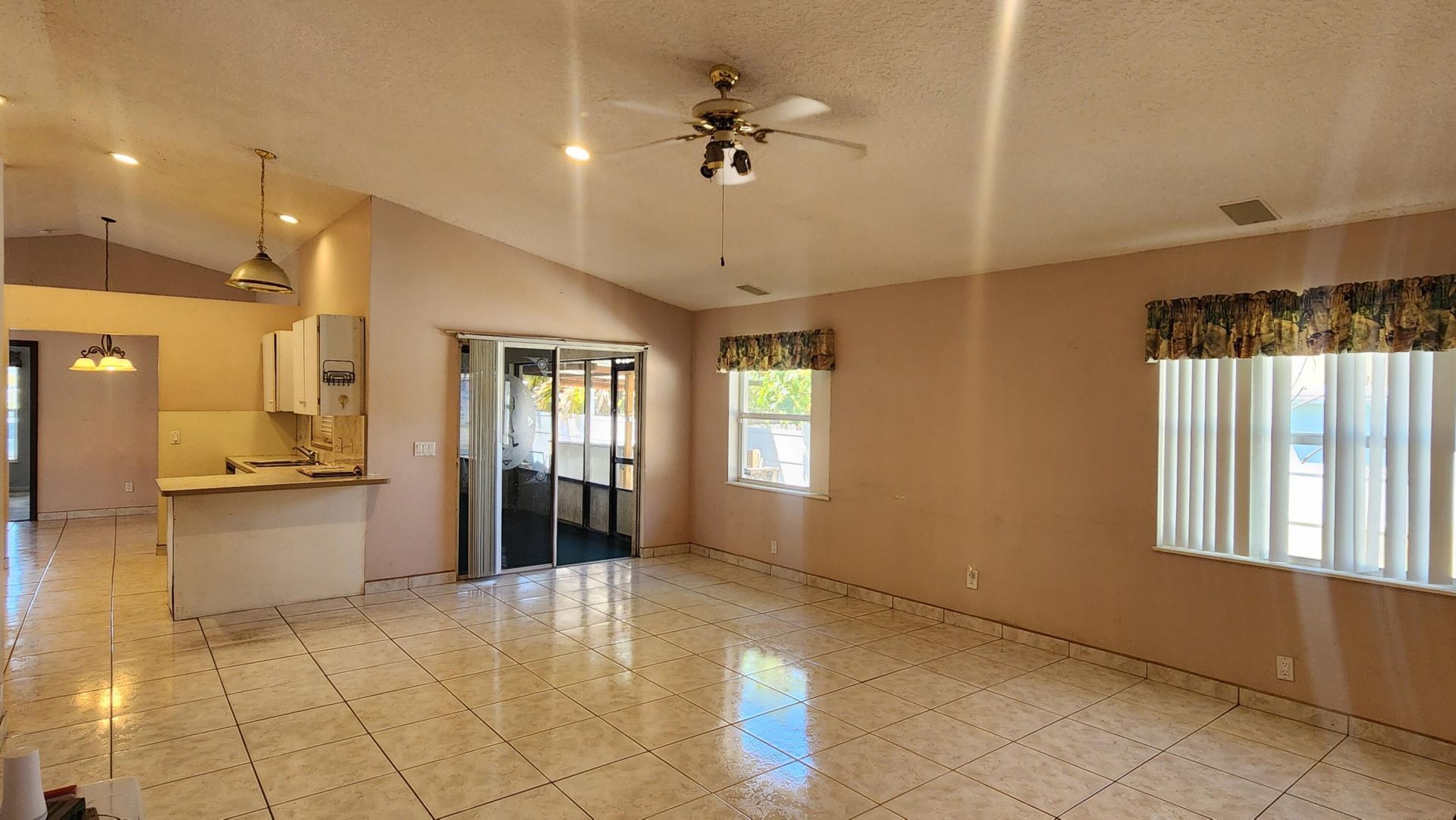 8403 SE Pettway Street, Hobe Sound, FL 33455 Photo