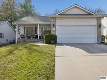 1621 SW 36 Street, Lincoln, NE 68522