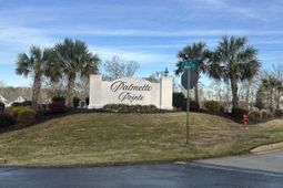 Clouds Creek Circle photo 4