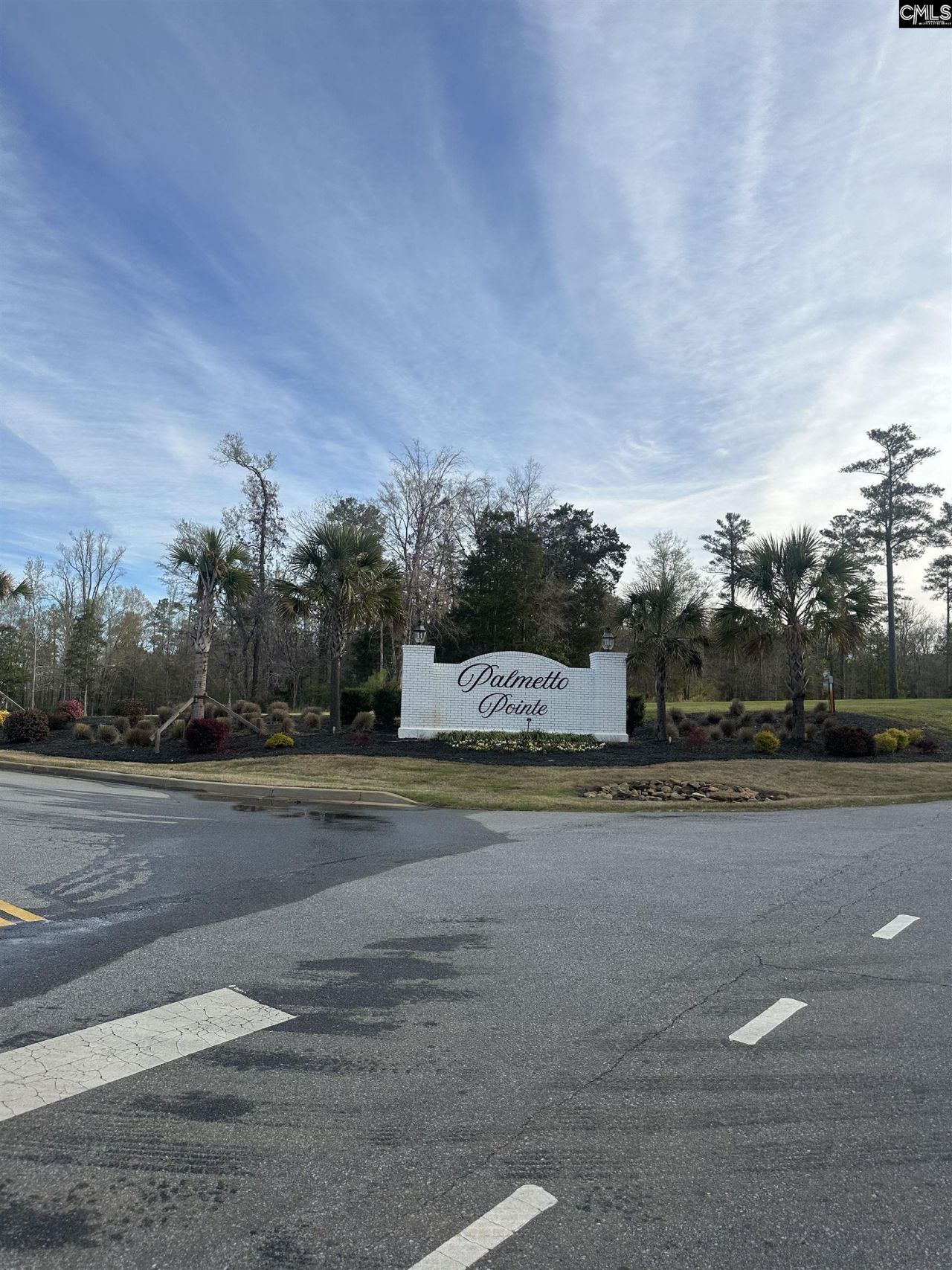 Clouds Creek Circle Photo 4