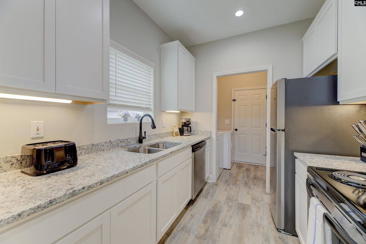 1822 Sunnyside Drive  Photo 6