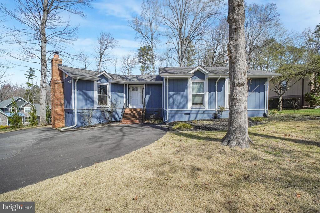 306 Happy Creek Road, Locust Grove, VA 22508 Main Photo
