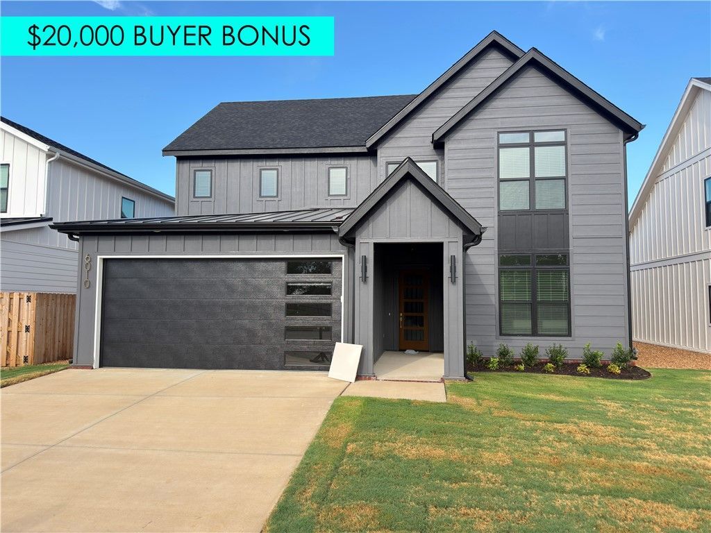 6010 40th Place Rogers, AR 72758
