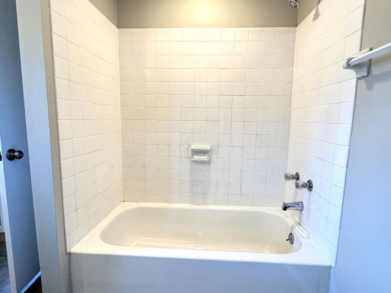 5117 Bixford Avenue , Canal Winchester, OH 43110 Photo 16