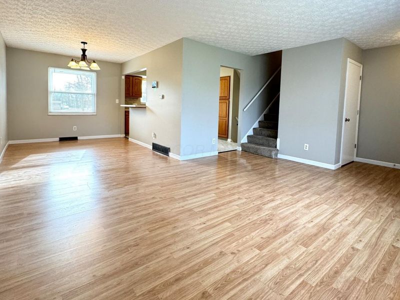 5117 Bixford Avenue , Canal Winchester, OH 43110 Photo 5