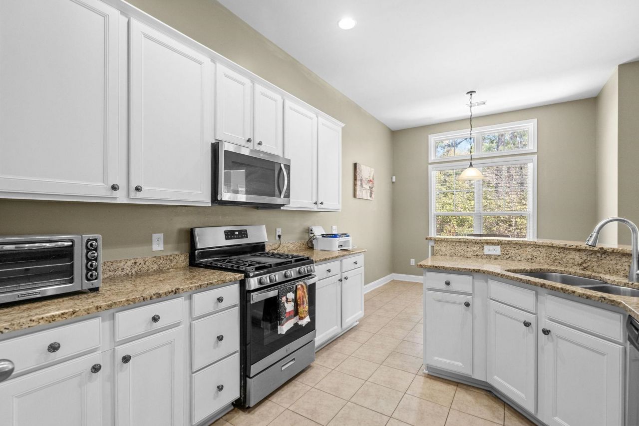 3108 Byrom Rd.  Photo 8