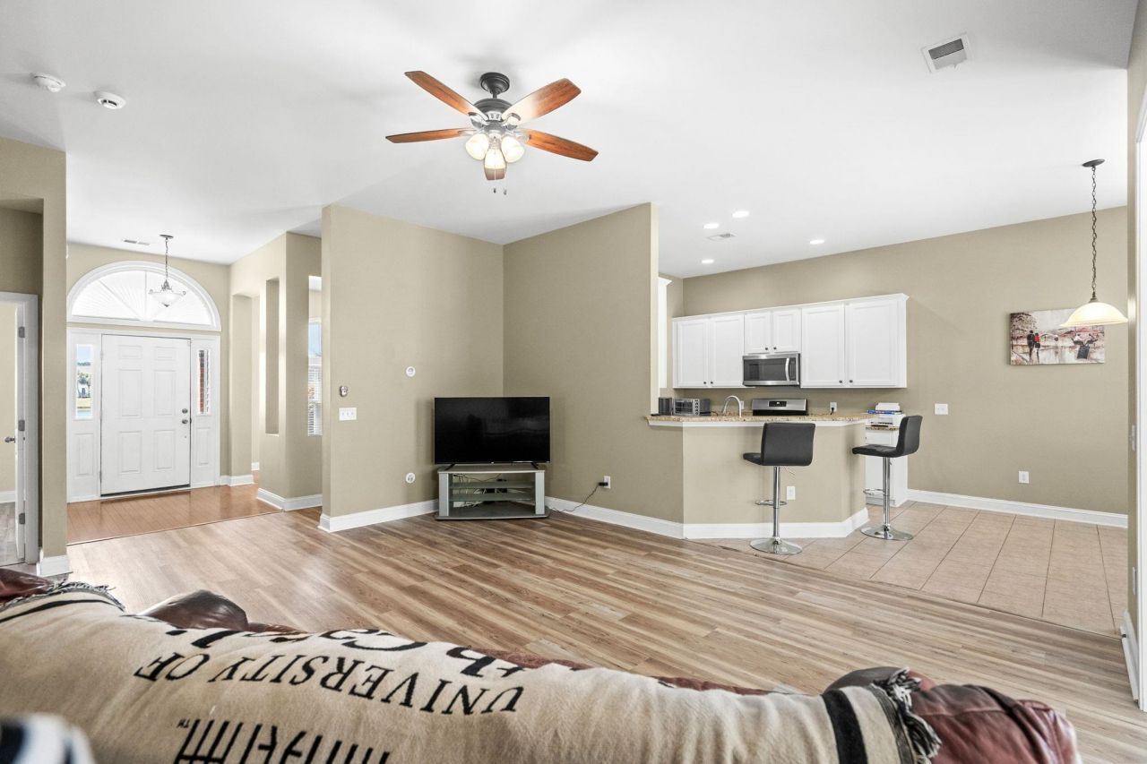 3108 Byrom Rd.  Photo 9