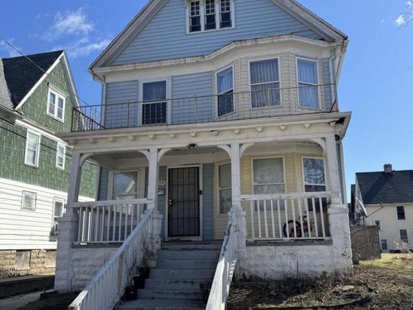 1114 N 25th STREET, Milwaukee, WI 53233