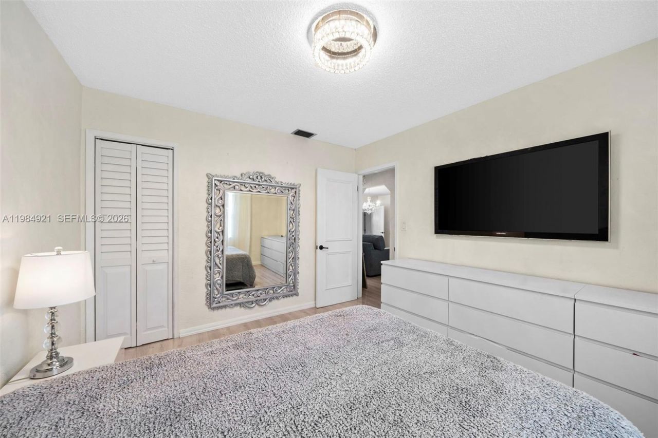 1935 Arthur St , Hollywood, FL 33020 Photo