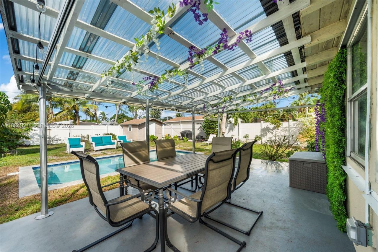 1935 Arthur St , Hollywood, FL 33020 Photo